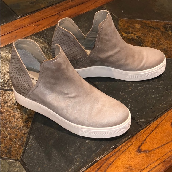 steve madden whiplash sneaker